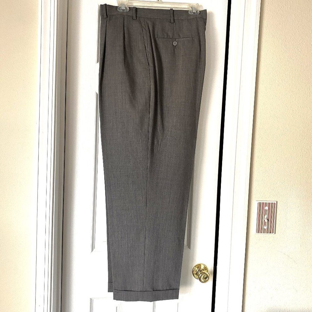 Montefino Uomo pants